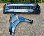 PEUGEOT 107 FACELIFT 2 VOORBUMPER + LINKER SPATBORD ZWART, Gebruikt, Citroën, Links, Ophalen of Verzenden