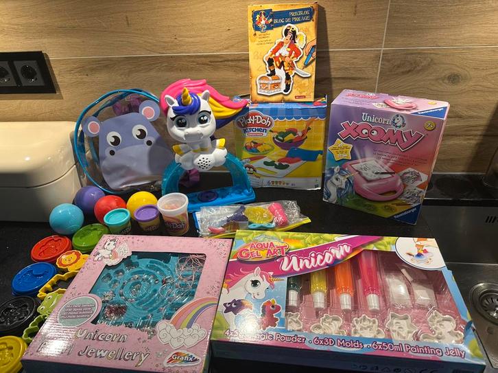 Unicorn pakket knutselen klei Xoomy juwelen gel art prikblok, Kinderen en Baby's, Speelgoed | Overig, Nieuw, Meisje, Ophalen of Verzenden
