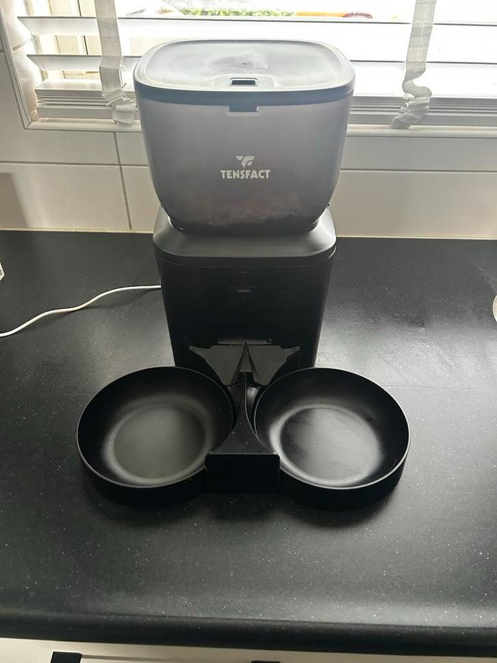 Automatisch kattenvoerbak, Dieren en Toebehoren, Kattenvoerbakken en Drinkbakken, Automatisch, Ophalen of Verzenden