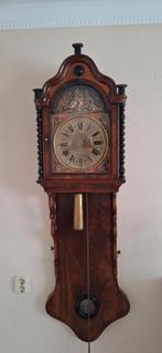 Antieke fries met Amsterdamse  kabinet  dubbel kap, Ophalen