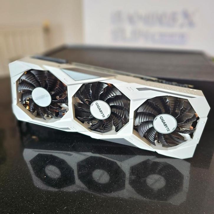 Videokaart - Gigabyte GeForce RTX 2070 Gaming OC White 8G, Computers en Software, Videokaarten, Zo goed als nieuw, Nvidia, PCI-Express 3.0