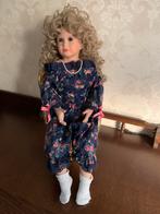 Porseleinen pop 64 cm groot, Verzamelen, Poppen, Ophalen of Verzenden, Zo goed als nieuw, Pop