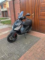zip 180 lc, Fietsen en Brommers, Scooters | Piaggio, Ophalen, Zo goed als nieuw, Benzine, Zip