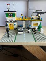 Lego 381 Police headquarters, Kinderen en Baby's, Speelgoed | Duplo en Lego, Ophalen of Verzenden, Gebruikt, Complete set, Lego