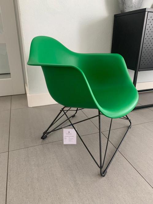 Vitra eames LAR / cats cradle appelgroen nieuw, Huis en Inrichting, Stoelen, Ophalen of Verzenden