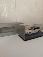 Mercedes C-klasse estate S204 Calcit Wit 1/43 Schuco. Zgan!, Hobby en Vrije tijd, Modelauto's | 1:43, Ophalen of Verzenden, Zo goed als nieuw