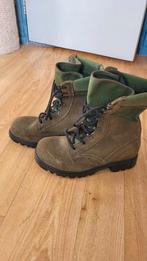 2 Paar militaire groene (suède) gevechtslaarzen 255B maat 41, Ophalen of Verzenden, Landmacht, Nederland, Kleding of Schoenen