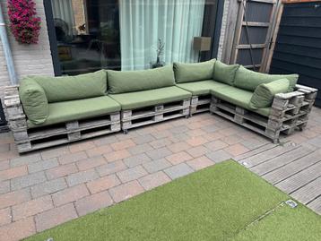 MOET WEG! Verrijdbare pallethouten loungeset beschikbaar voor biedingen