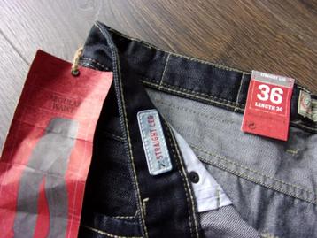 JEANS SPIJKERBROEK/NIEUW MAAT 36/30 DIEP D.BLAUW/STRAIGHTLEG beschikbaar voor biedingen