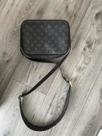 Louis Vuitton Outdoor Messenger Bag 1:1, Overige merken, Ophalen of Verzenden, Zo goed als nieuw, Zwart