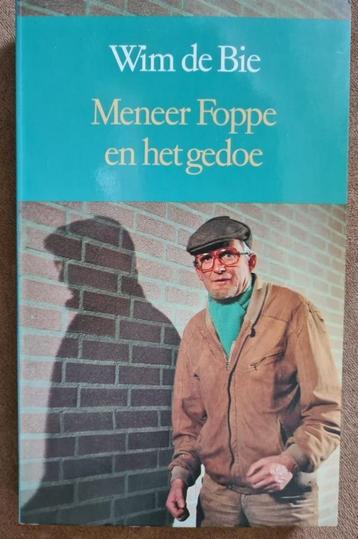 2 x Wim de Bie - meneer Foppe en het gedoe + De Liefste van beschikbaar voor biedingen