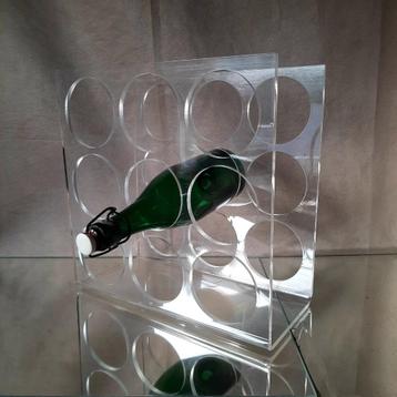 Jaren 80 vintage plexiglas wijnrek  beschikbaar voor biedingen