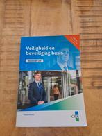 Theorieboek Veiligheid & Beveiliging Basis, Ophalen of Verzenden, Zo goed als nieuw, MBO, Boom