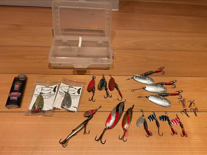 Veltic Rublex spinners en blinkers 15 stuks met doosje, Watersport en Boten, Hengelsport | Roofvissen, Zo goed als nieuw, Overige typen