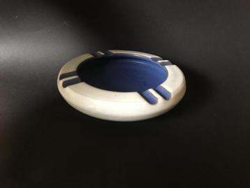 Grote asbak, Mediterraanse stijl, blauw wit geglazuurd beschikbaar voor biedingen