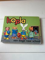 P. Soete - Hopla een dagje naar school, Ophalen of Verzenden, Gelezen, P. Soete; B. Smets; J. Verstreken
