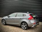 Volvo V40 2.0 D3 INSCRIPTION AUT|PANO|ACC|BLINDSPOT|H/K|MEMO, Auto's, Volvo, Gebruikt, 4 cilinders, 1353 kg, Leder