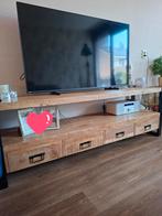 Tv meubel in perfecte staat. Mangohout, industrieël, Huis en Inrichting, Kasten | Televisiemeubels, Ophalen, 150 tot 200 cm, Zo goed als nieuw
