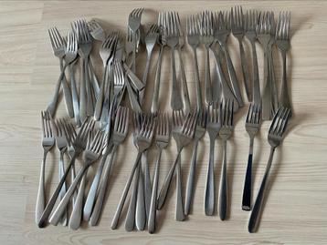 Partij vorken ongesorteerd 70 stuks beschikbaar voor biedingen