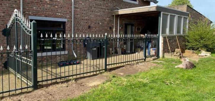 Sierhekwerken met looppoort, Tuin en Terras, Tuinhekken en Hekwerk, Gebruikt, Sierhekwerk, IJzer, Ophalen