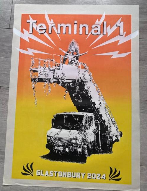 Glastonbury 2024 - Poster - Banksy?, Antiek en Kunst, Kunst | Litho's en Zeefdrukken, Ophalen of Verzenden