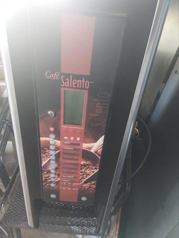 Koffiemachine koffiezetapparaat  beschikbaar voor biedingen