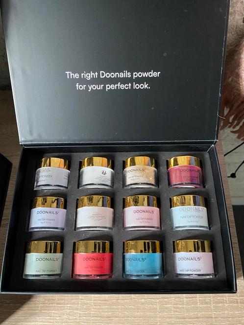 Doonails pakket met 10 kleuren nagelstyling, Sieraden, Tassen en Uiterlijk, Uiterlijk | Cosmetica en Make-up, Gebruikt, Handen en Nagels