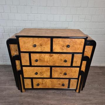 26931 Commode Berken Fineer Art Déco 1,27 m beschikbaar voor biedingen