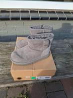 Ugg boots size 31Europe/12Uk /13US  GREY NEW, Kinderen en Baby's, Babykleding | Schoentjes en Sokjes, Ophalen of Verzenden, Nieuw