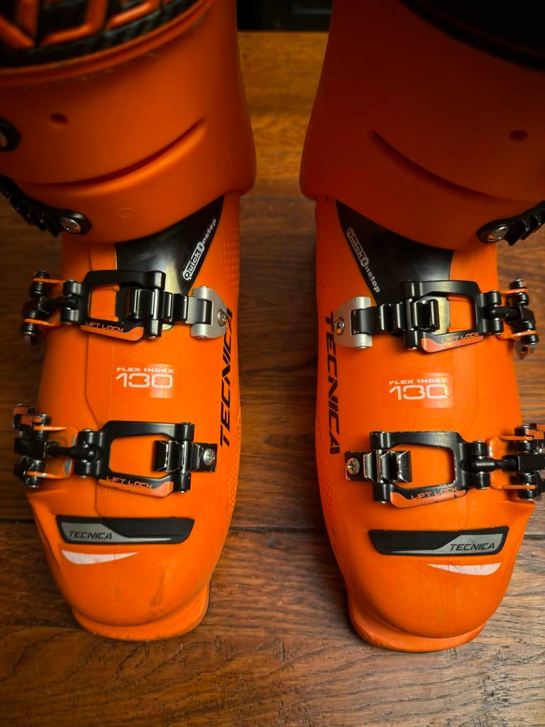 Tecnica Mach 1 LV Ski Boots - Maat 42-43 (27,5cm), Overige merken, Gebruikt, Schoenen, Ophalen of Verzenden
