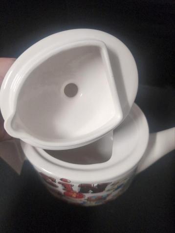 Blond Amsterdam Sint en Zwarte Piet Theepot  beschikbaar voor biedingen