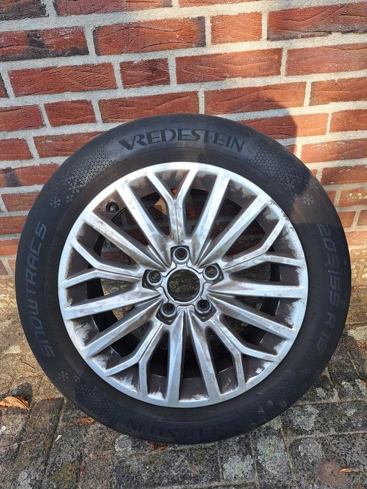 Velgen met banden - 2x goed, 2x vervangen, Auto-onderdelen, Banden en Velgen, Banden en Velgen, Winterbanden, 16 inch, 205 mm