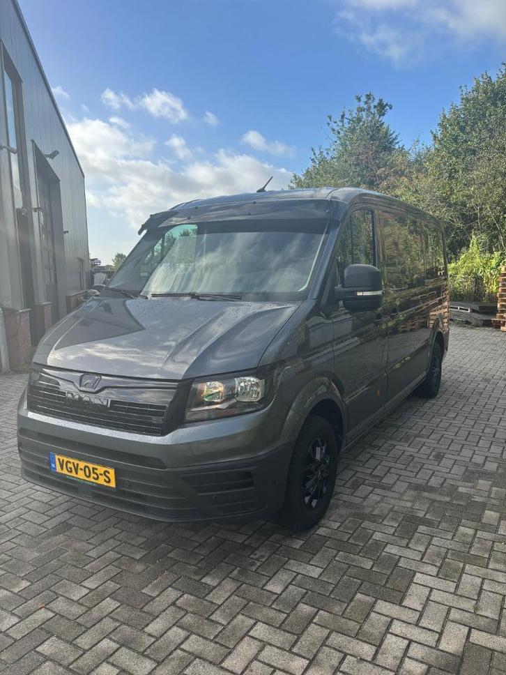 MAN TGE GB 2.0 TDI 140pk SW H1 2.140 FWD 2020 Grijs, Auto's, Bestelauto's, Particulier, ABS, Achteruitrijcamera, Airbags, Airconditioning