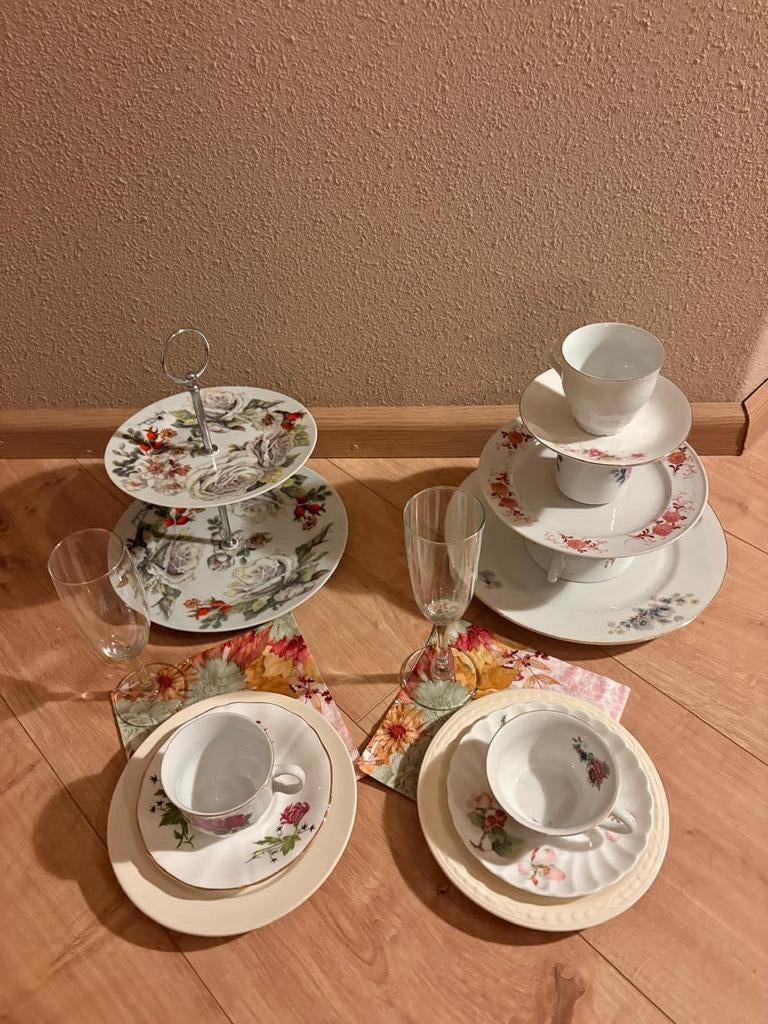 Engelse high tea set, 16 personen, Ophalen, Zo goed als nieuw, Overige