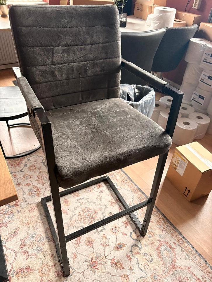 Barkruk Leen Bakker - antraciet, Huis en Inrichting, Barkrukken, Gebruikt, 90 cm of meer, 2 krukken, Ophalen