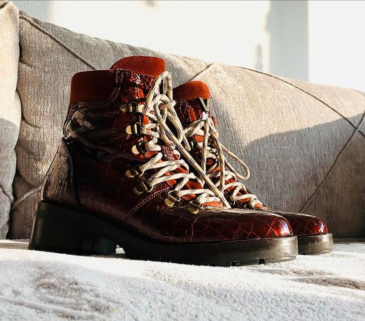 Via Vai Roodbruine Laarzen Maat 37, Kleding | Dames, Schoenen, Zo goed als nieuw, Lage of Enkellaarzen, Bruin, Ophalen of Verzenden