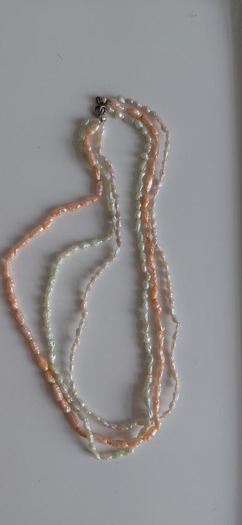 Zoetwaterparel ketting - 3 kleuren, Sieraden, Tassen en Uiterlijk, Kettingen, Zo goed als nieuw, Steen of Mineraal, Overige kleuren