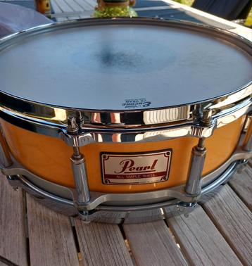 Pearl Vintage Maple Freefloating snare beschikbaar voor biedingen