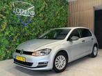 Volkswagen Golf 1.2 TSI Trendline / Cruise / Trekhaak / Radi, Voorwielaandrijving, Euro 5, Gebruikt, Zwart