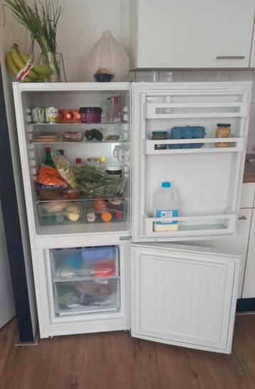 Liebherr koelkast / koelvries combinatie . 136cm hoog beschikbaar voor biedingen