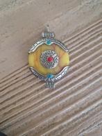 Tibetaanse hanger met amber, Ophalen of Verzenden, Overige materialen, Hanger, Met edelsteen