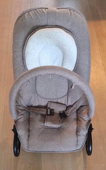 Fijne wipstoel voor baby (Prenatal) beschikbaar voor biedingen