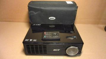 Keuze uit 750 gebruikte / geteste beamers beschikbaar voor biedingen