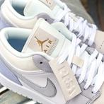 Nike Air Jordan 1 low “Paris” maat 40, Sportschoenen, Nieuw, Ophalen of Verzenden, Nike