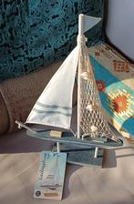 Houten Zeilbootje Woonaccessoires 30 bij 6 bij 48 cm ( Jola), Verzenden, Nieuw