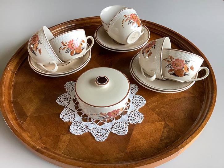 Bijz.mooie kop & schotels, “ KNUD” made in Denmark., Verzamelen, Poppenhuizen en Toebehoren, Gebruikt, Gebruiksvoorwerp, Ophalen of Verzenden