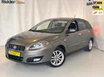 Fiat Croma 1.8 16V Corporate Premium|PARKSENS|AIRCO|VELGEN|E, Auto's, Fiat, Voorwielaandrijving, 4 cilinders, 1796 cc, Bedrijf