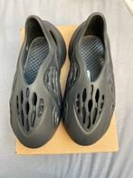 Yeezy foam runner maat 28 nieuw in doos, Kinderen en Baby's, Ophalen of Verzenden, Nieuw, Jongen of Meisje