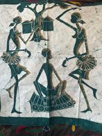 Batik dancing and playing, Ophalen of Verzenden, Zo goed als nieuw