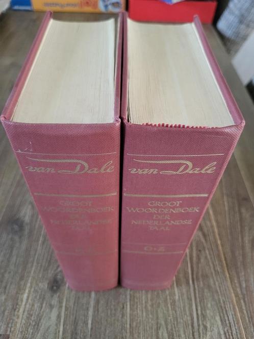 van Dale - Groot woordenboek van de Nederlandse Taal, Boeken, Woordenboeken, Zo goed als nieuw, Nederlands, Van Dale, Ophalen of Verzenden
